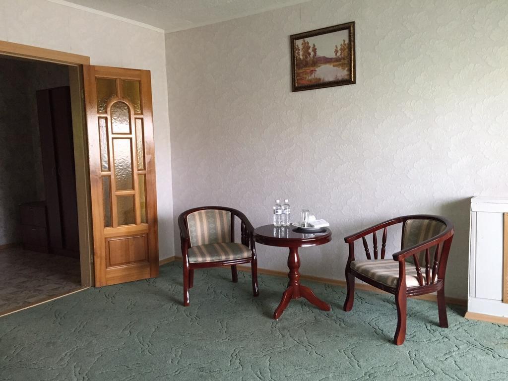 أكتاو Hotel Zelenaya الغرفة الصورة