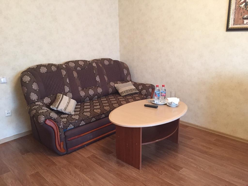 أكتاو Hotel Zelenaya الغرفة الصورة